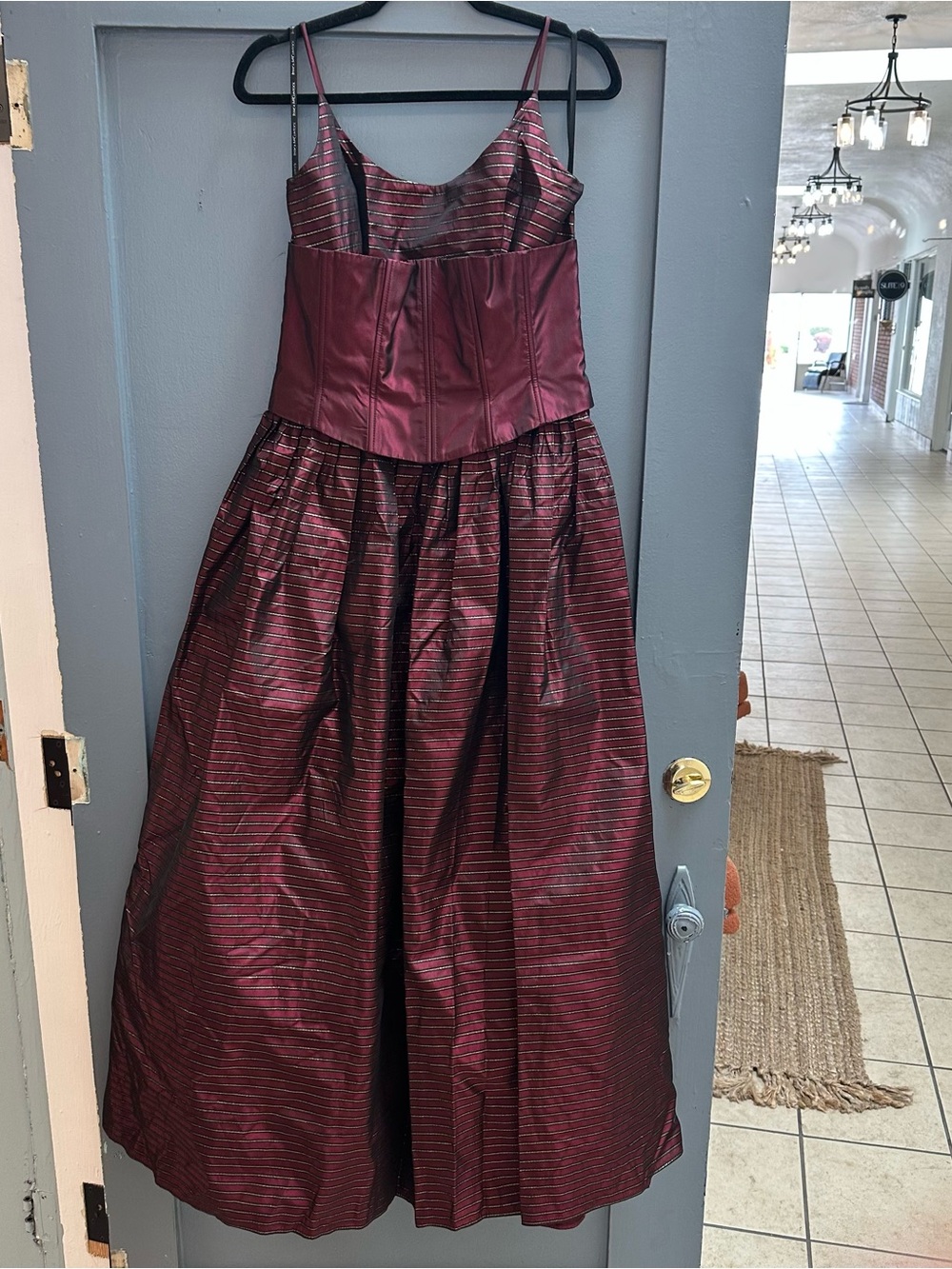 Vintage Jessica McClintock Gunne Sax burgundy taffeta corset formal dress